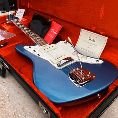 ✮MINT✮Fender American Vintage II JAZZMASTER USA✮LAKE PLACID BLUE✮ 8.2LBS !✮ BLOWS AWAY JAP !! image 3
