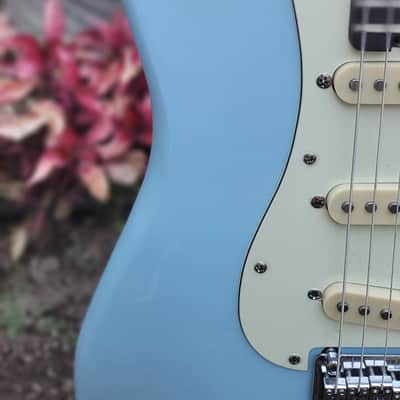 Schecter Nick Johnston Traditional with Roasted Maple Fretboard - Atomic Frost image 5
