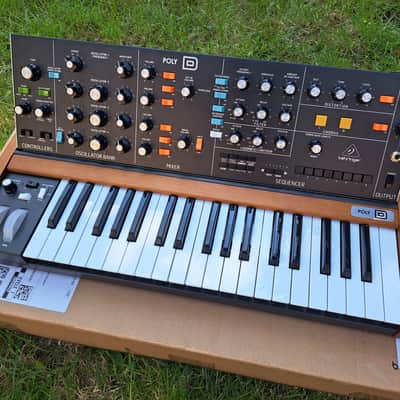 Behringer Poly D Synthesiser (MiniMoog Clone) image 1