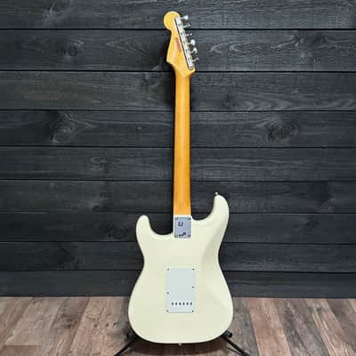 Fender American Vintage II Series '61 Stratocaster USA White Electric Guitar image 7
