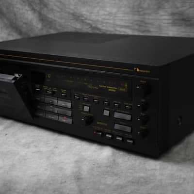 Nakamichi CR-70 Discrete Head Cassette Deck in Very Good Condition image 6