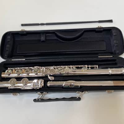 Mint Open Box Pearl Belsona PF200 Student Flute; with ABS Hardshell Case, Cleaning Rod image 2