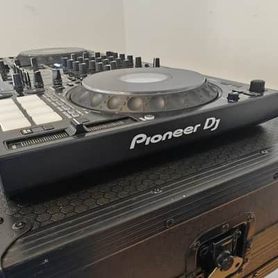 Pioneer DDJ-1000 4-Channel DJ Controller Bundle (With Flight Case & Decksaver) image 4