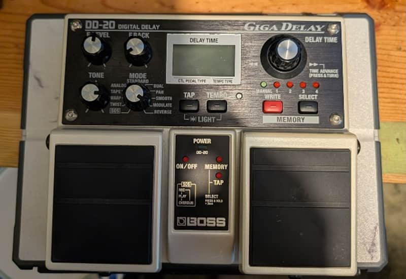 Boss DD-20 Giga Delay 2005 - Present - White image 1
