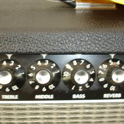 2005 Fender '65 Twin Reverb Custom 15 Reissue 85-Watt 1x15" Guitar Combo Amp image 11