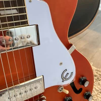Epiphone Casino Worn (CME Limited Edition Sunrise Orange) 5.9. lbs image 4