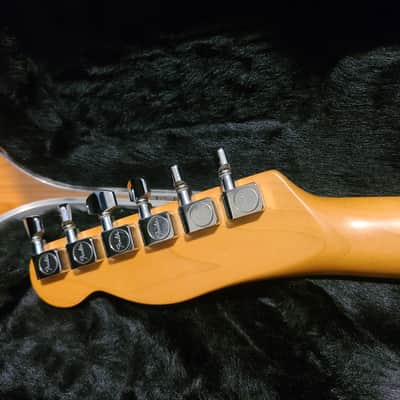 1988 Fender American Standard Telecaster with Rosewood Fretboard 1988 - 1997 - Brown Sunburst image 8