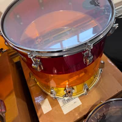 Vintage 1970s Ludwig Vistalite Tequila Sunrise 5-Piece Drum Kit w/ Matching Snare, Blue & Olive Badges, Cases, Tivoli Lighting System image 4