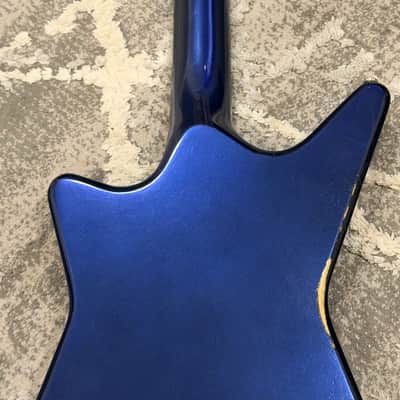 Carvin V440 - Metallic Blue image 15