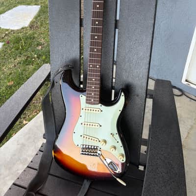 Fender Custom shop 1961 Reissue Stratocaster 2016 - sunburst image 3