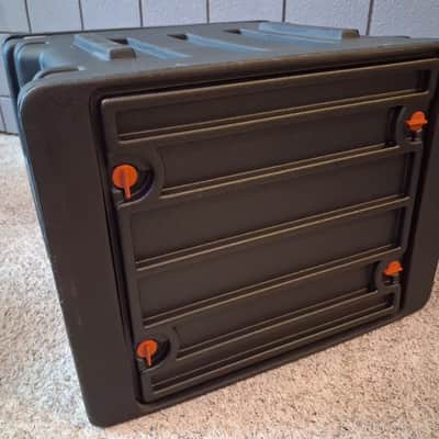 SKB Roto Rack 8U 2000s - Black image 3