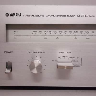 Yamaha CT-610 II AM/FM Stereo Tuner image 2