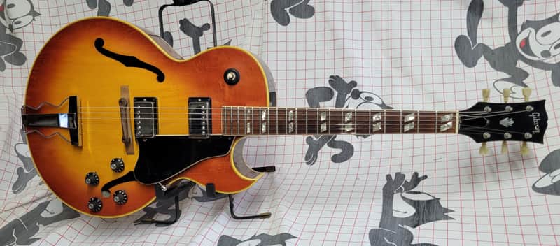 Gibson ES-175