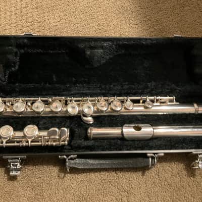 Yamaha YFL-211 Student Flute | Reverb