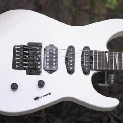 Jackson American Series Soloist™ SL3 - Platinum Pearl image 10