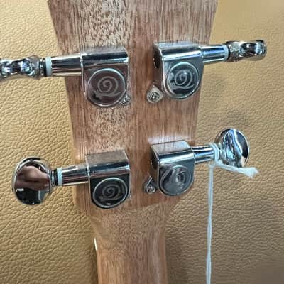 Snail Ukes C-06 image 8