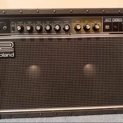 Roland JC-40 Jazz Chorus 2-Channel 40-Watt 2x10" Guitar Combo 2014 - Present - Black image 2