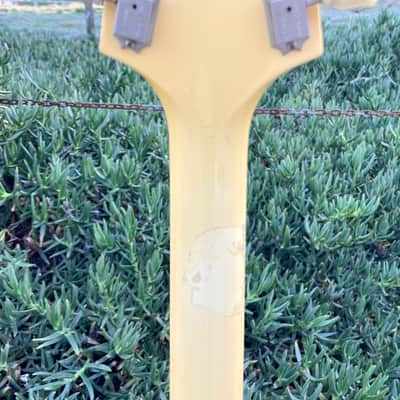 Gibson Flying V '67 1991 Early Reissue Alpine White image 15