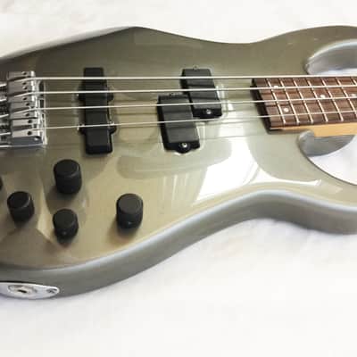 FENDER Dimension IV P/J 4-String Active Bass- 2004 Made in Mexico. Sounds Great ! image 4