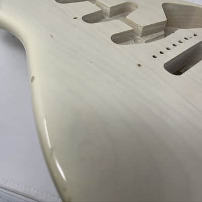 Fender American Vintage Thin Skin '56 Stratocaster Olympic White W/ plate 2012 image 12