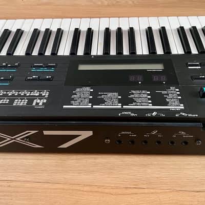 Yamaha DX7IIFD 16-Voice Synthesizer with Floppy Drive 1986 - 1989 - Black image 6