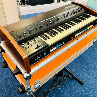 Roland Jupiter 4 - Midi image 1