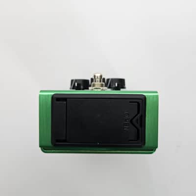 Way Huge WHE401S Swollen Pickle MkIIs Jumbo Fuzz 2016 - 2021 - Green image 4