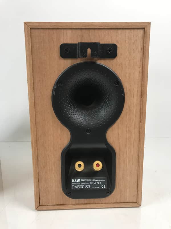 B&W DM600 S3 Bowers & Wilkins Bookshelf Speakers Pair Natural Wood