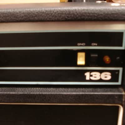 Acoustic 136 bass amp image 4