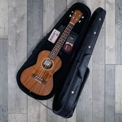 Lanikai MAS-T All Solid Mahogany 'Tenor' Ukulele, Incl Case image 9