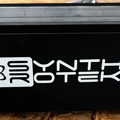 Synthrotek Skiff Boat 2021 + Trogotronic m/15 Power Supply image 7