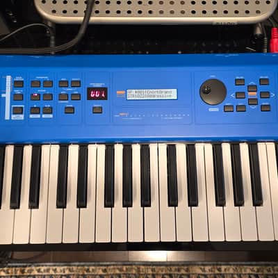 Yamaha MX49 Synthesizer 2016 - Present - Blue image 1