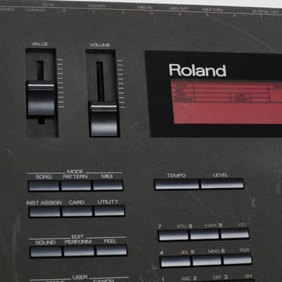 Roland R-8 Red Display MOD image 12