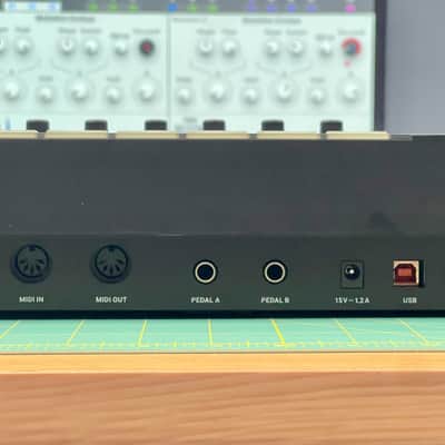 Native Instruments Komplete Kontrol S61 Mk2 2010s - Black image 7