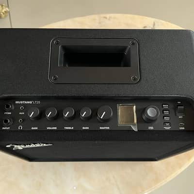 FENDER Mustang LT25 image 2