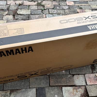 Yamaha PSR-SX600 Digital Workstation With 61 Keys w/ box image 13