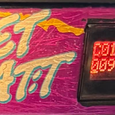 E-MU Systems Planet Phatt Rackmount 32-Voice Synthesizer 1997 - Pink