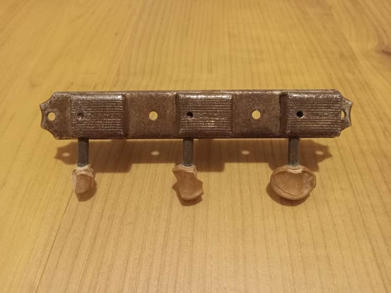 Vintage 1950's/1960's Kluson Single Line Treble Side Tuner Strip! image 1