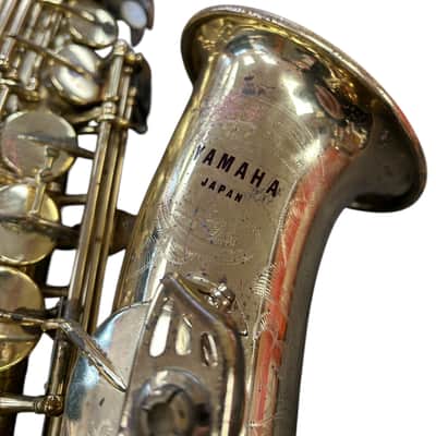 Yamaha YAS-61 Professional Alto Saxophone image 3