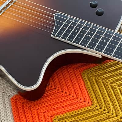 Taylor T5 Standard - 2005 Early Generation T5! - 9.5/10 Mint Condition! - Amazing Guitar with Original Case! - image 9