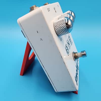 DNA Analogic Smoky Fuzz SF-1 Guitar Effect Pedal Vintage Germanium Fuzz Bass image 4