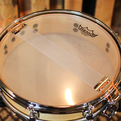 Pearl 13x3 Maple Natural Piccolo Snare Drum image 5