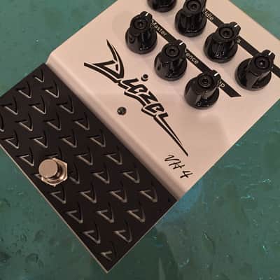 Diezel VH-4 Distortion Pedal image 2