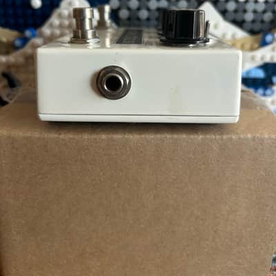 Red Witch Fuzz God II 2010s - White image 5