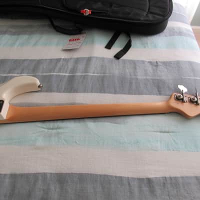 G&L SB-1 Lefty 1996 White image 6