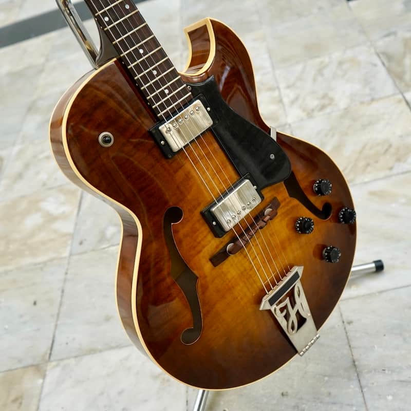 Heritage H-575