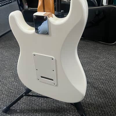 Fender Stratocaster 2015 - Olympic white image 14