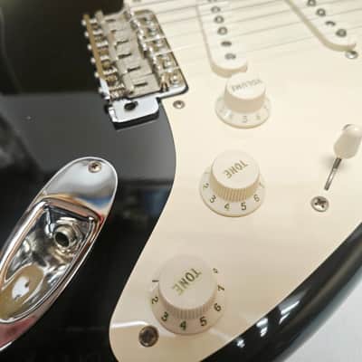 Fender American Vintage 1957 Stratocaster Black Made in USA 2000 Electric Guitar image 5