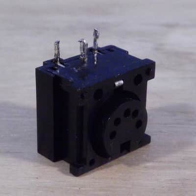 Boss DR-5 parts - MIDI jack