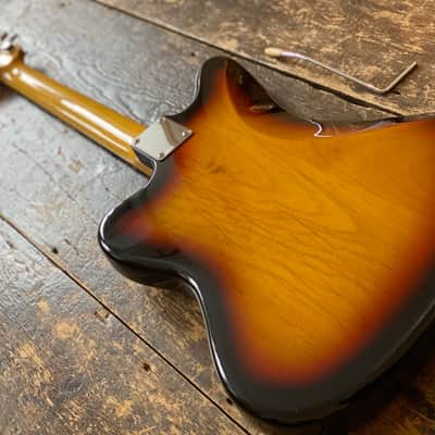 Fender Japan Jazzmaster 1966 Reissue MIJ JD-Serial 2012 Three Tone Sunburst MIJ imagen 5